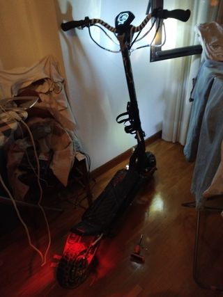 Patinete Eléctrico apollo phantom v4 vendo por uso