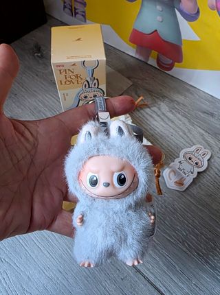 Popmart Pin For Love Peluche Nuovo