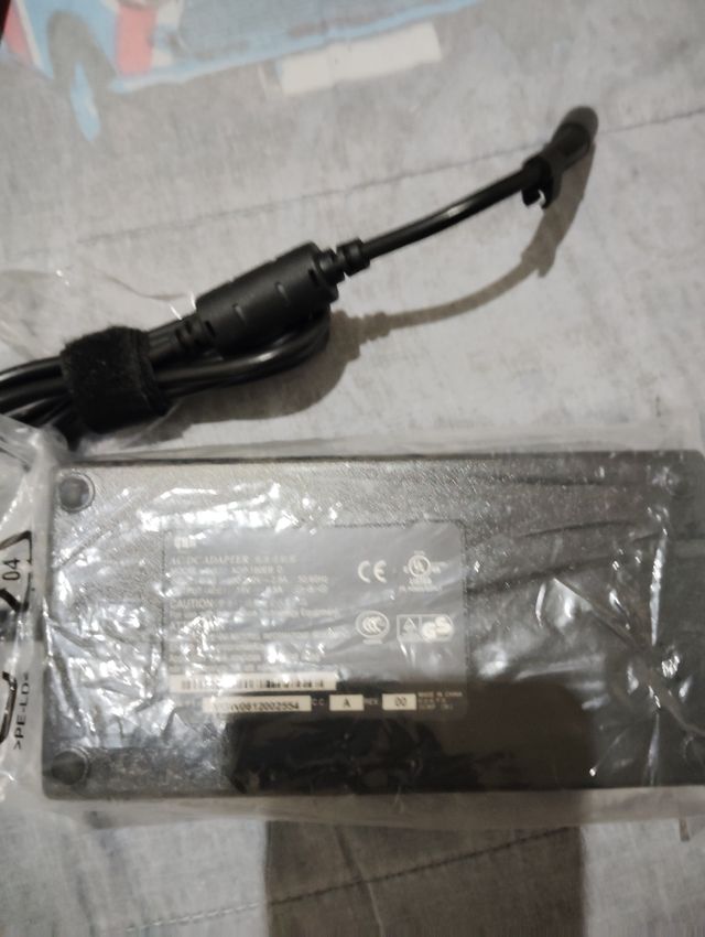 Cargador HP 180W 19V 9.5A 7.4*5.0mm