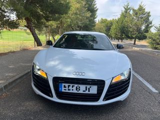 Audi R8 Escapes Capristo 