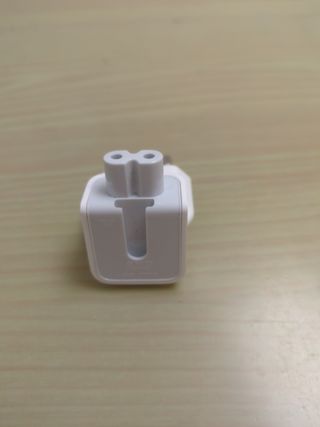 Adattatore per caricabatterie Apple MacBook