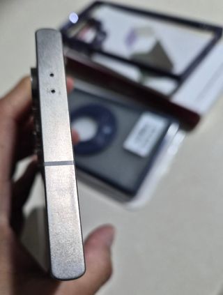 Samsung Galaxy S24 Ultra + Funda y Cargador