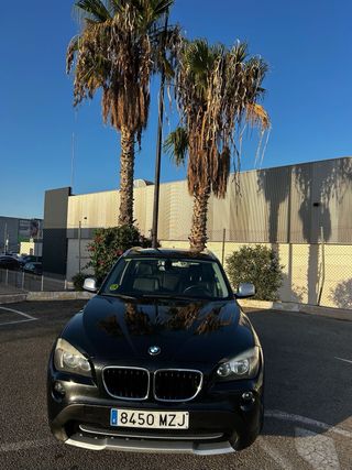 BMW X1 2011