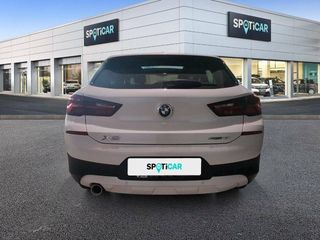 BMW X2 sDrive18i -