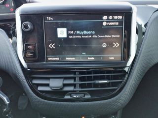 Peugeot 2008 1.2 PureTech 96KW (130CV) Allure