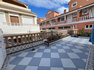 Casa adosada en venta en Torrelamata - La Mata en Torrevieja