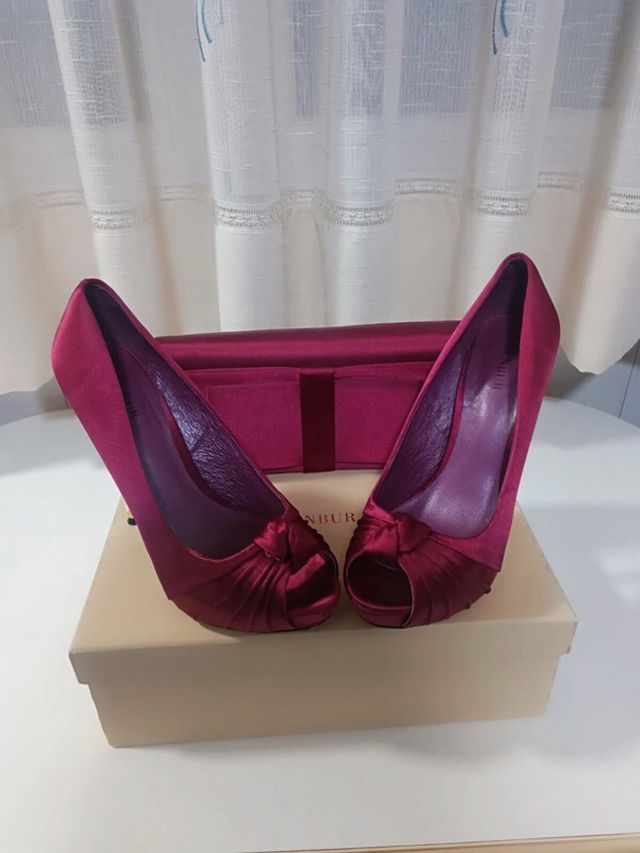 Zapatos de fiesta Nenbur y bolso a juego