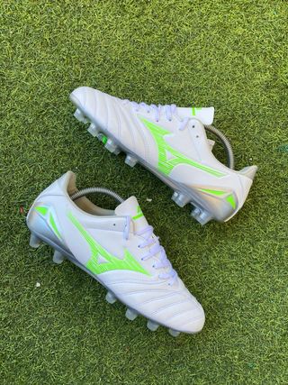 Botas de fútbol Mizuno Morelia Neo