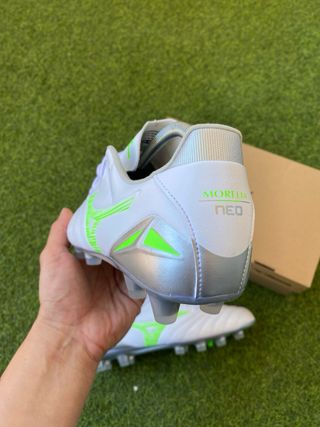 Botas de fútbol Mizuno Morelia Neo