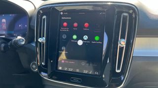 VOLVO VOLVO XC40 todoterreno 2.0 B3 MHEV CORE DCT 5P