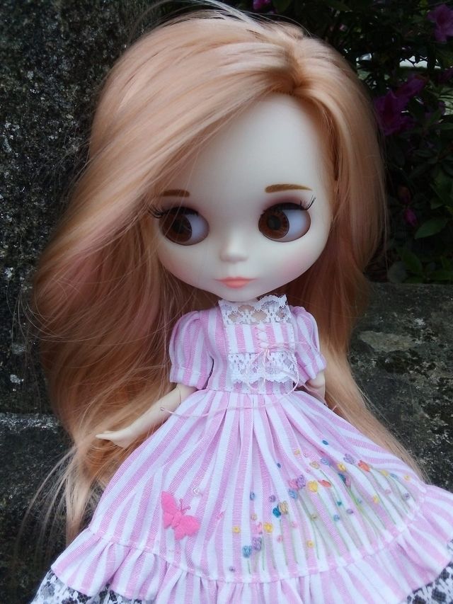 MUÑECA TIPO BLYTHE CON CUERPO ARTICULADO&CARA MATE