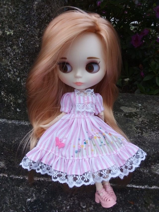 MUÑECA TIPO BLYTHE CON CUERPO ARTICULADO&CARA MATE