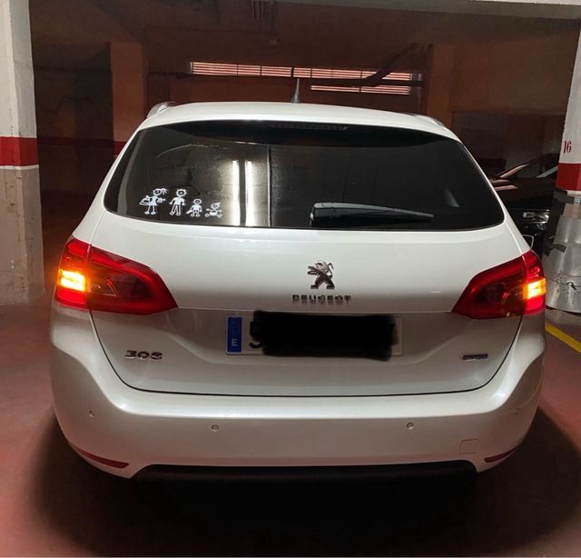 Peugeot 308 sw 1.6 blue Hdi Allure