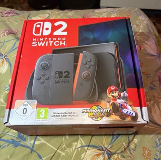 Nintendo Switch 2 + Mario Kart Precintada