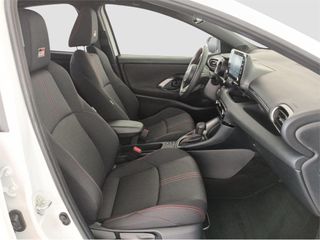 TOYOTA Yaris 5 Puertas GR SPORT 120H Automático (e-CVT)
