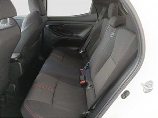 TOYOTA Yaris 5 Puertas GR SPORT 120H Automático (e-CVT)