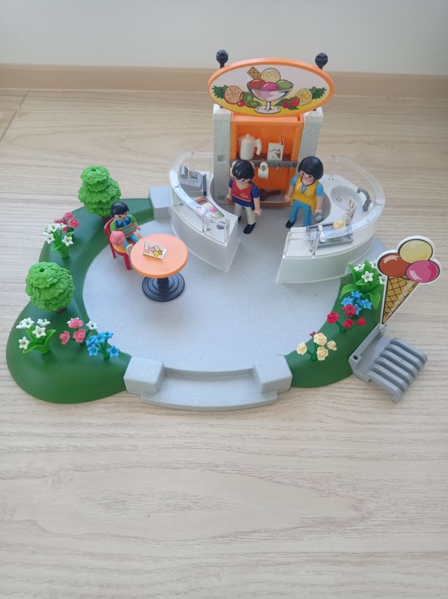 Playmobil Heladería City Life 4134