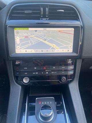 Jaguar F-Pace Prestige