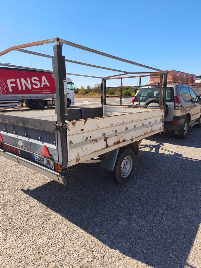 Remolque 1 eje, placa roja, lona