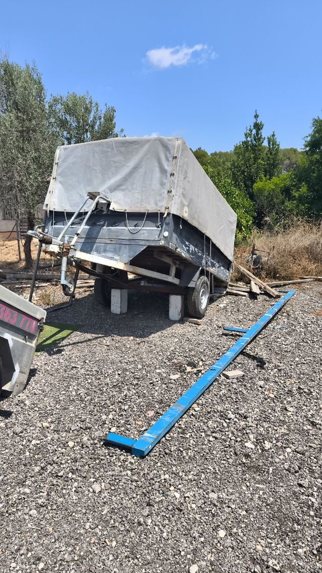 Remolque 1 eje, placa roja, lona