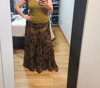Falda larga Zara verano 2025 estampado paisley