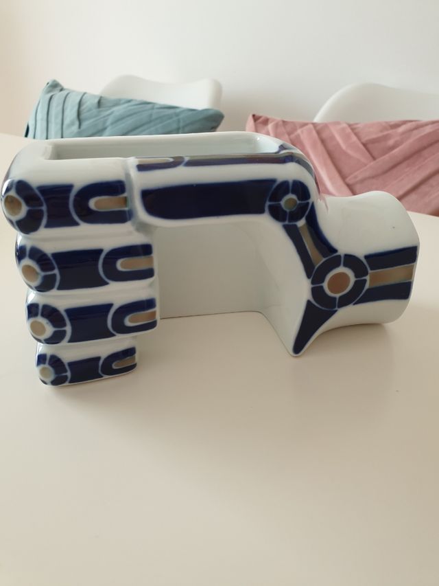 Mano cerámica Sargadelos azul y blanco