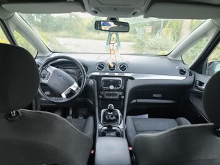 Ford S-MAX 2012