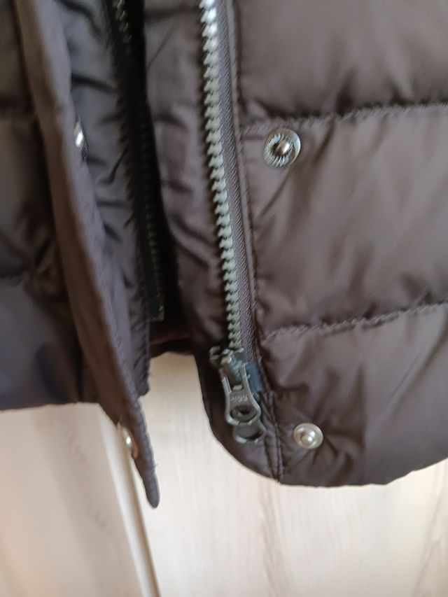 Abrigo Icepeak plumífero marrón con capucha