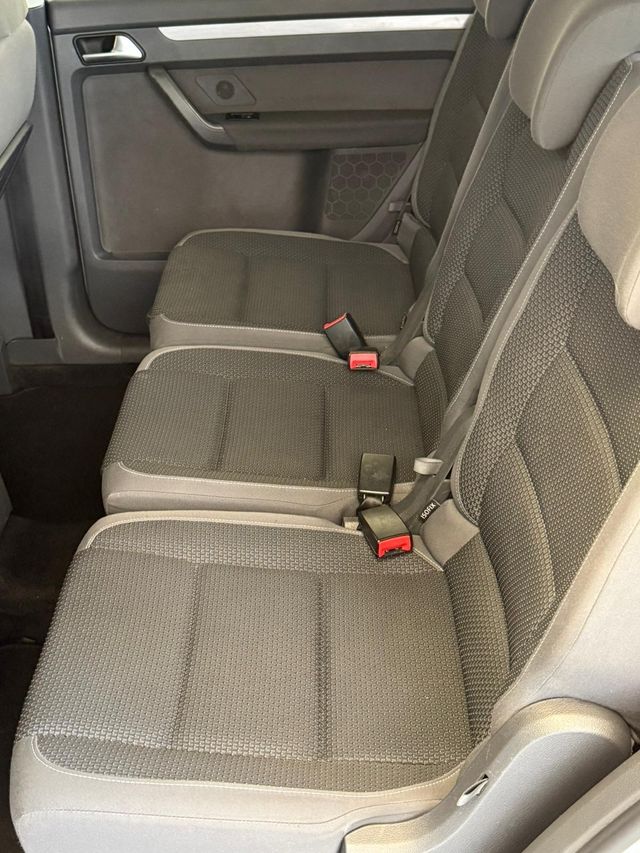 VOLKSWAGEN Touran 1.6 TDI 105cv Advance Bluemotion Tech