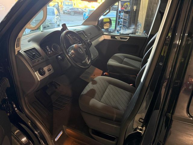 VOLKSWAGEN Multivan 2.0 BiTDI 180cv DSG 4m Comfortline Larga