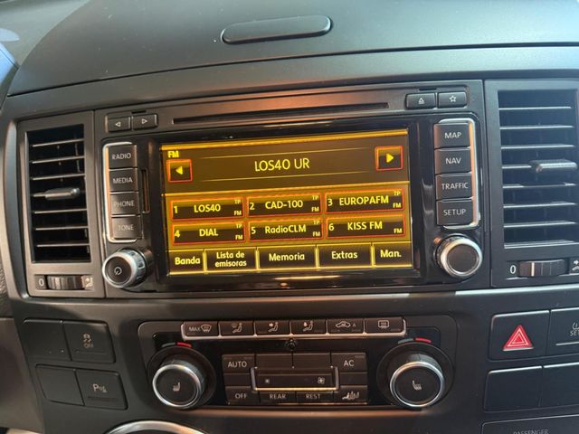 VOLKSWAGEN Multivan 2.0 BiTDI 180cv DSG 4m Comfortline Larga