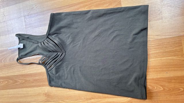 Blusa verde militar + 5 blusas