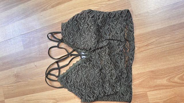 Blusa verde militar + 5 blusas