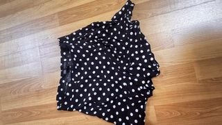 Falda corta Zara lunares talla M y otras faldas 