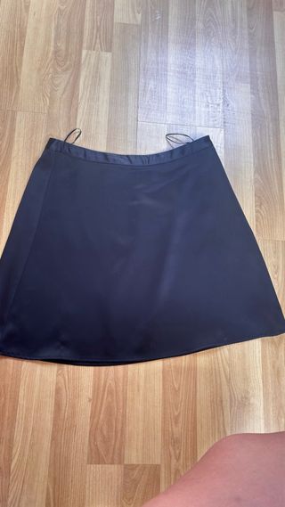 Falda corta Zara lunares talla M y otras faldas 
