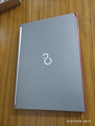 PORTÁTIL FUJITSU i5