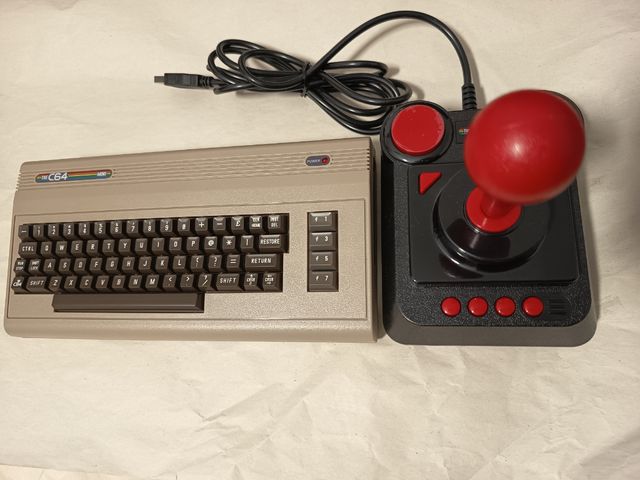 Cambio o vendo TheC64 Mini Commodore