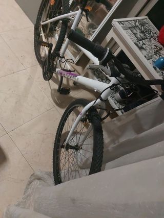 Bicicleta niña como nueva