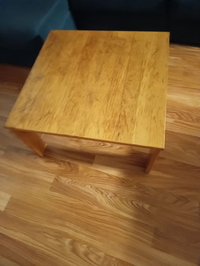 Mesa de centro de madera maciza