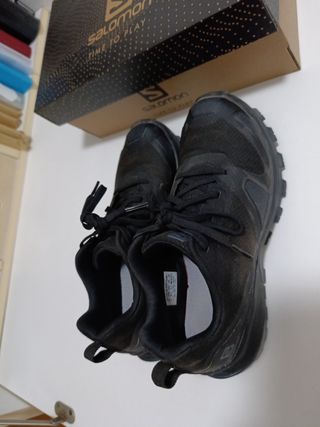 Zapatillas Trail Salomon Negras
