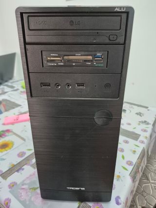 i7-4790 / 16GB RAM / SSD 120GB + HDD 500GB