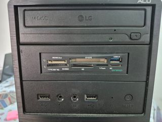 i7-4790 / 16GB RAM / SSD 120GB + HDD 500GB