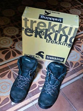 Botas Boreal Trekking Negras