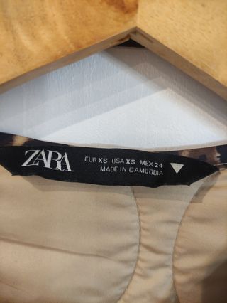Chaqueta Zara acolchada print leopardo