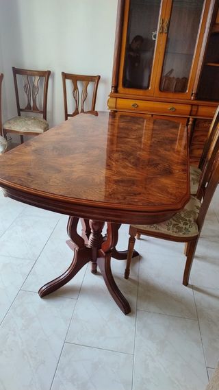 Conjunto mesa y 6 sillas madera salón