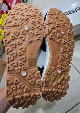 Scarpe sportive uomo nere e bianche taglia 43