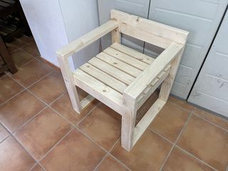Sillón de madera