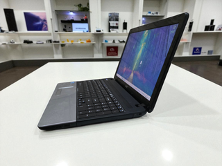 Notebook ACER i5 Pro 32 GB RAM- SSD con Win 11 