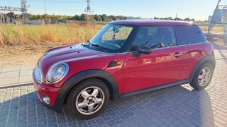 MINI One en perfecto estado