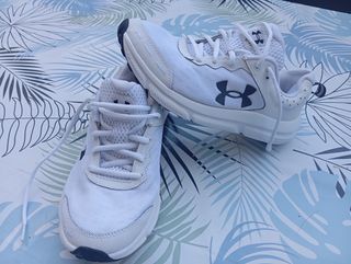 Zapatillas Under Armour Blancas